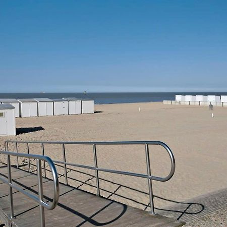 Huswell - Beautiful And Spacious Studio With Side Seaview Кнокке-Хейст Экстерьер фото