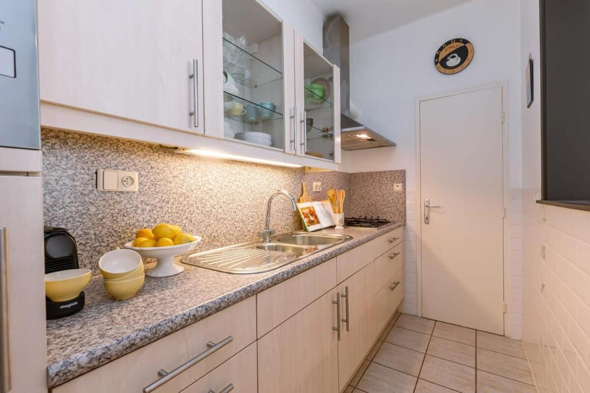 Huswell - Beautiful And Spacious Studio With Side Seaview Кнокке-Хейст Экстерьер фото